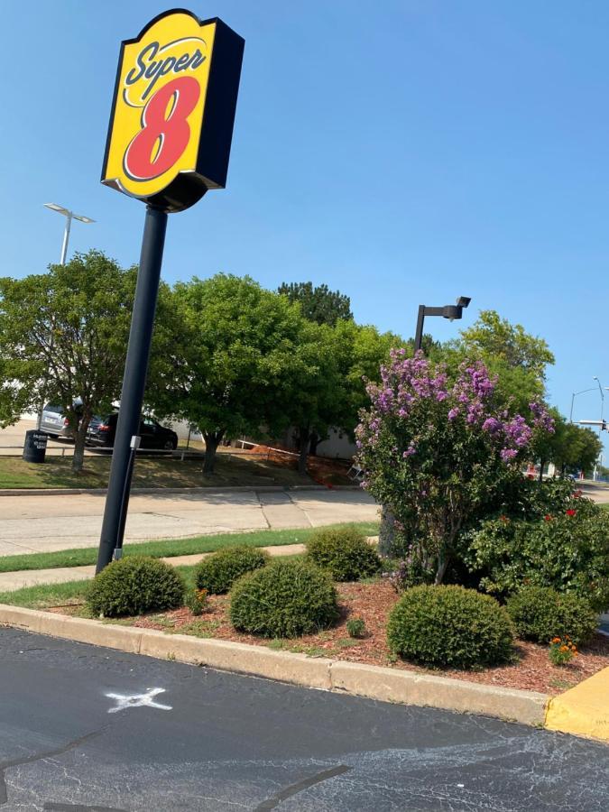 Super 8 By Wyndham Midwest City Ok Extérieur photo