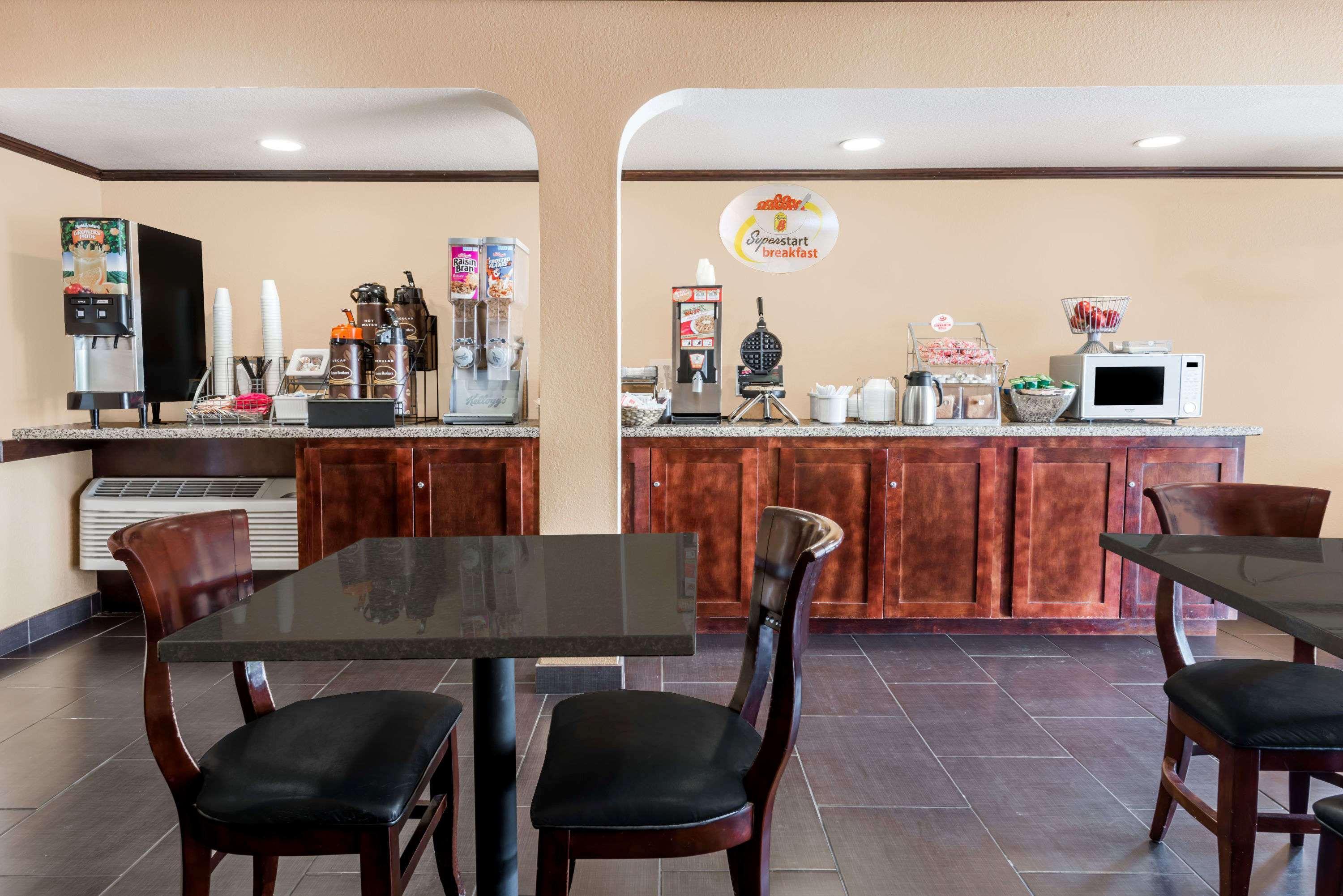 Super 8 By Wyndham Midwest City Ok Extérieur photo