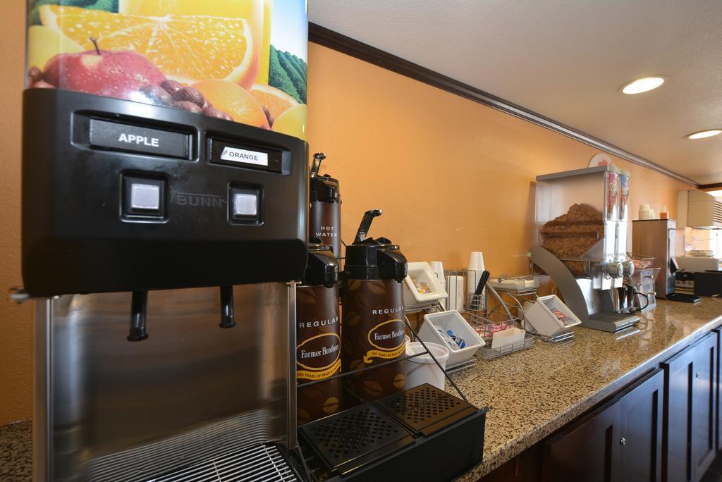 Super 8 By Wyndham Midwest City Ok Extérieur photo