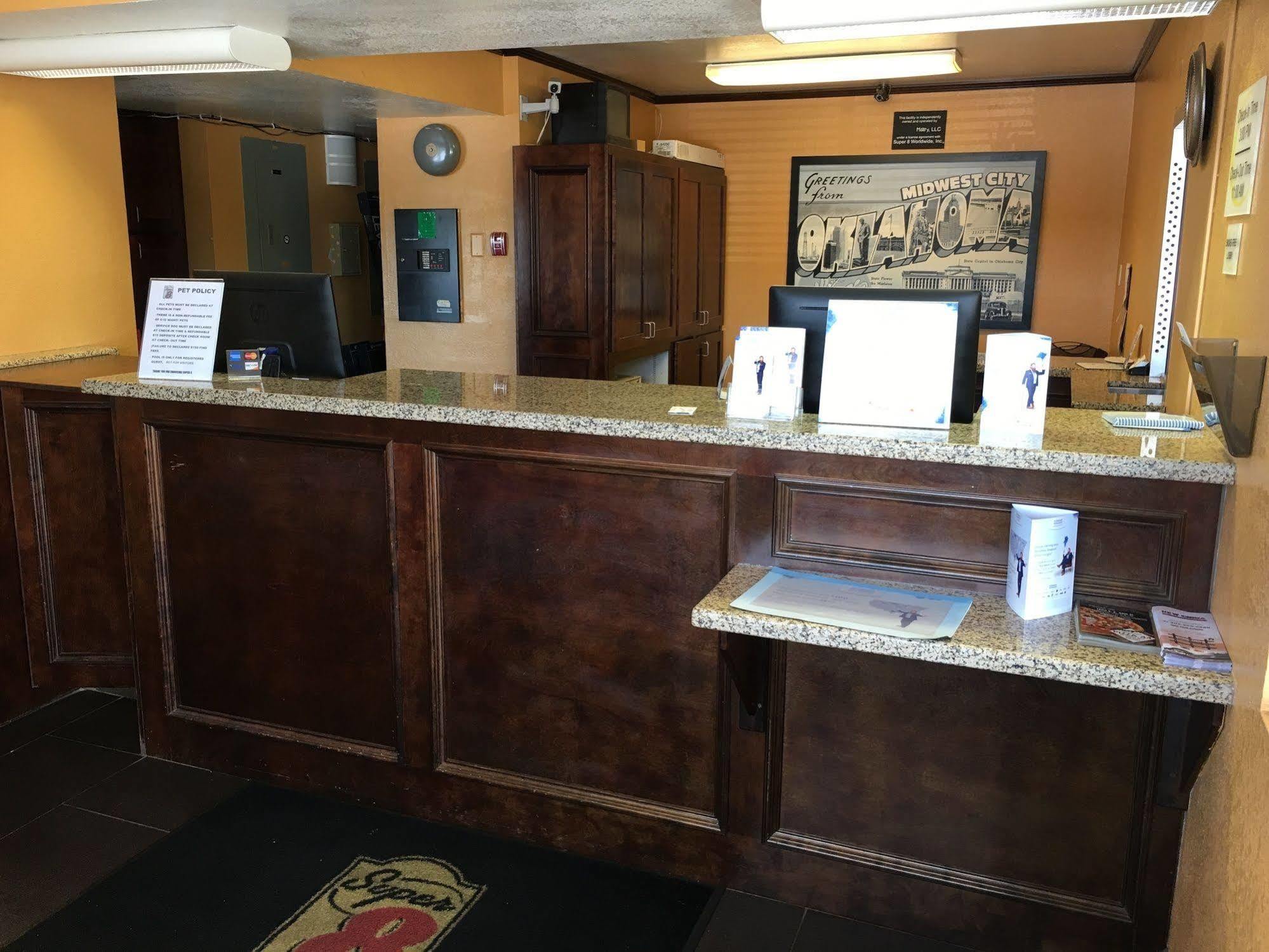Super 8 By Wyndham Midwest City Ok Extérieur photo